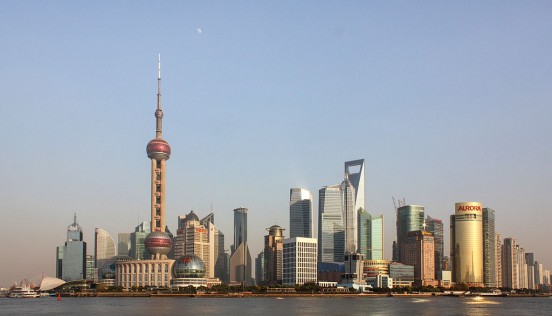 Kína odacsapott Pekingnek és Sanghajnak